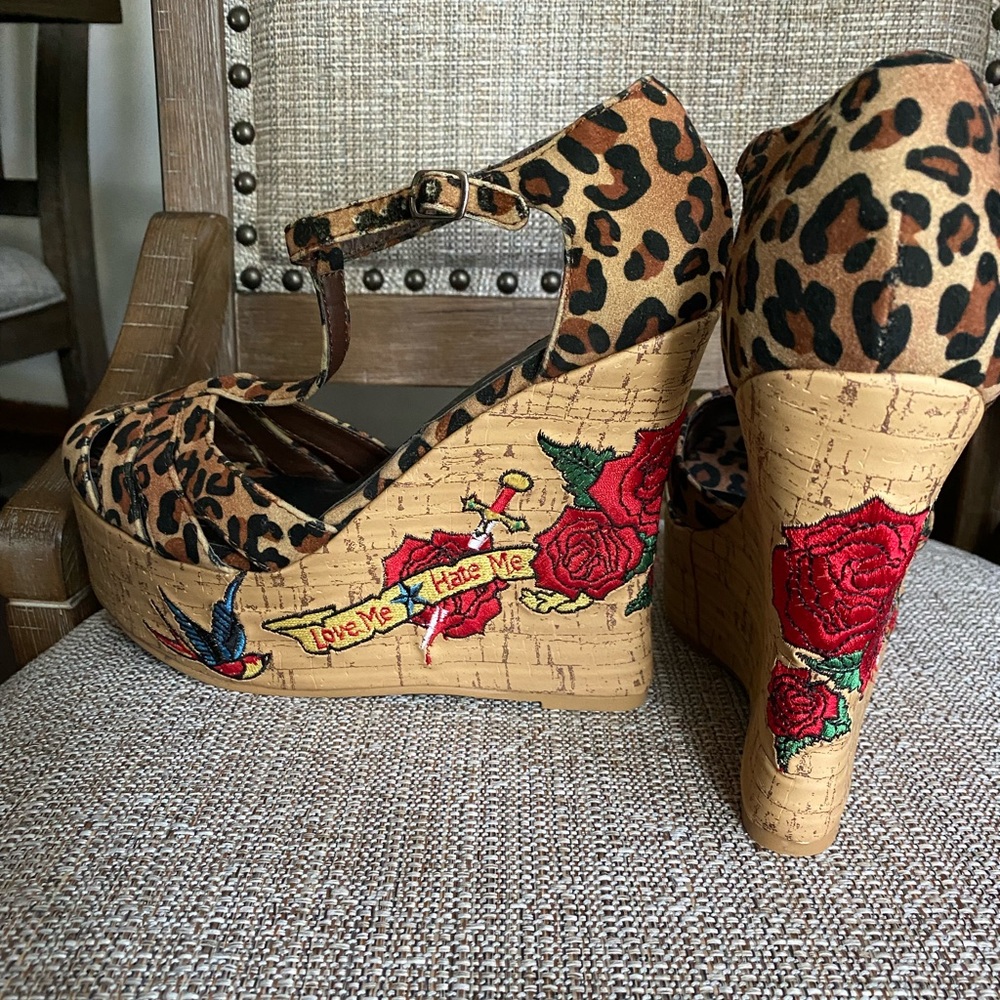 Ellie psychobilly tattoo inspired leopard wedges
